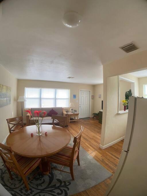Private One-Bedroom 6 -Directly Across From Beach St. Pete Beach Bagian luar foto